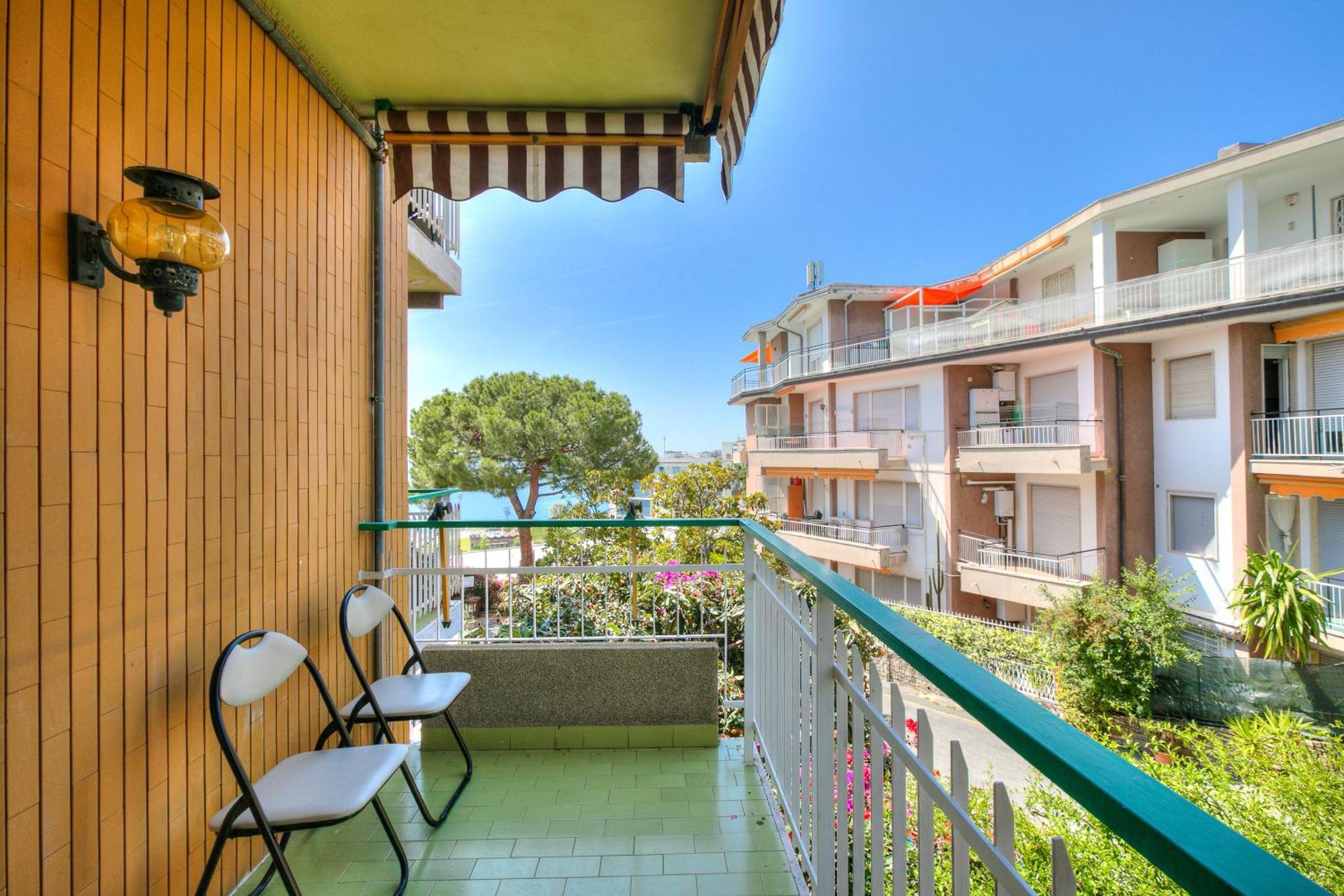 Casa Emma With Sea Glimpse - Happy Rentals Sanremo Exteriör bild